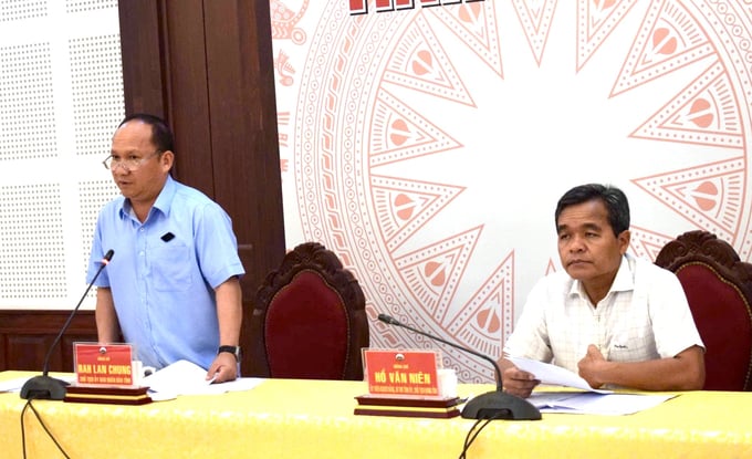 Chủ tịch UBND tỉnh, Phó Trưởng Ban Chỉ đạo của tỉnh phát biểu