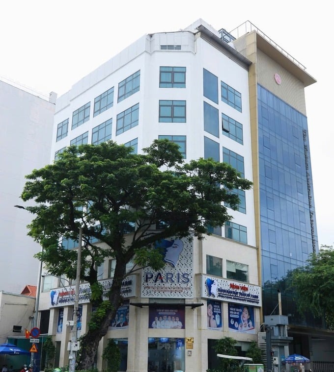 Nâng ngực, hút mỡ tại Bệnh viện Răng Hàm Mặt Thẩm mỹ Paris, một phụ nữ tử vong