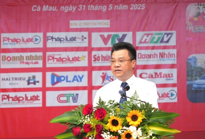 Phó Chủ tịch chuyên trách Ủy ban An toàn giao thông Quốc gia Lê Kim Thành phát biểu tại chương trình
