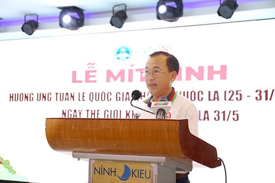 Ông Nguyễn Hoàng Ơn - Chánh Thanh tra Sở Văn hóa, Thể thao và Du lịch TP. Cần Thơ phát biểu hưởng ứng Ngày Thế giới không thuốc lá