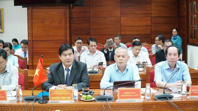 Ông Nguyễn Thiên Văn - Quyền Chủ tịch UBND tỉnh Đắk Lắk phát biểu tại buổi làm việc (ảnh: Quang Nhật)