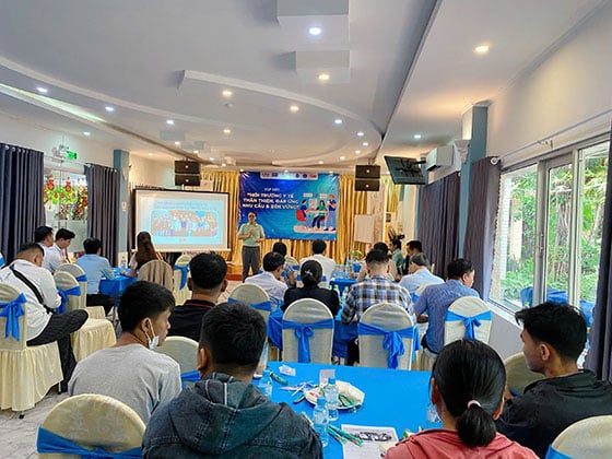 Ông Đặng Quốc Phong - Đại diện nhóm S-Đỏ đã chia sẻ về mô hình trải nghiệm dịch vụ tư vấn sàng lọc STIs tại Trung tâm Y tế quận Ninh Kiều.