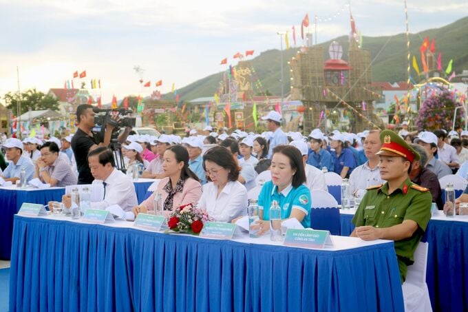 Đại biểu dự lễ phát động