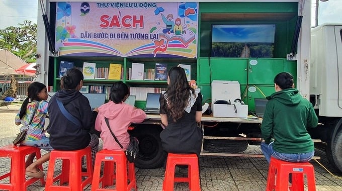 Đảm bảo “không ai bị bỏ lại phía sau trong tiến trình chuyển đổi số”