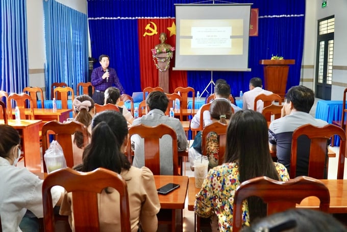Quang cảnh lớp tập huấn