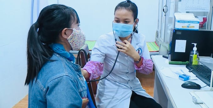 Chiến dịch sàng lọc bệnh lao nhằm phát hiện sớm và điều trị hiệu quả bệnh lao, giảm nguồn lây tiềm ẩn trong cộng đồng (Ảnh: Vũ Chi)