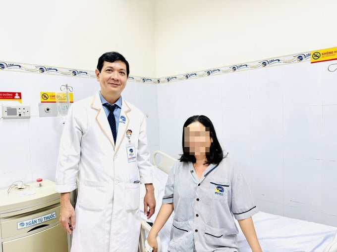 Bệnh nhân có thể tự đi lại và sinh hoạt bình thường sau 1 ngày phẫu thuật (Ảnh: BVCC)