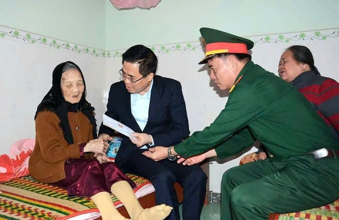Quảng Ngãi chăm lo Mẹ Việt Nam Anh hùng, gia đình chính sách