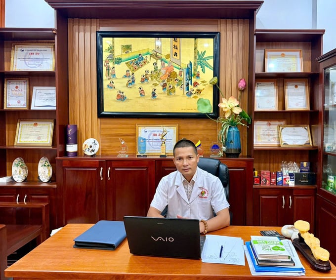 Ông Nguyễn Văn Tâm – Trưởng Văn phòng Đại diện Đông Nam Bộ của Trung ương Hội Chăm sóc sức khỏe cộng đồng Việt Nam chia sẻ tại chương trình