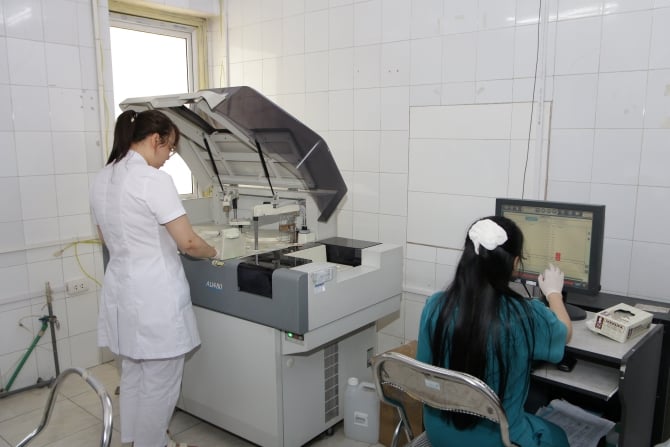 Các phần mềm quản lý bệnh viện (HIS), hệ thống xét nghiệm (LIS), lưu trữ hình ảnh y khoa (RIS-PACS)... được kết nối liên thông dữ liệu.