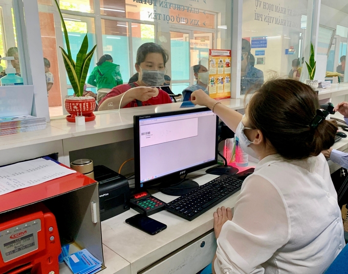 Ngành Y tế Quảng Ngãi đẩy mạnh thực hiện chuyển đổi số, hỗ trợ người dân dễ dàng tiếp cận thông tin y tế để sử dụng các dịch vụ y tế có hiệu quả cao (Ảnh minh họa)