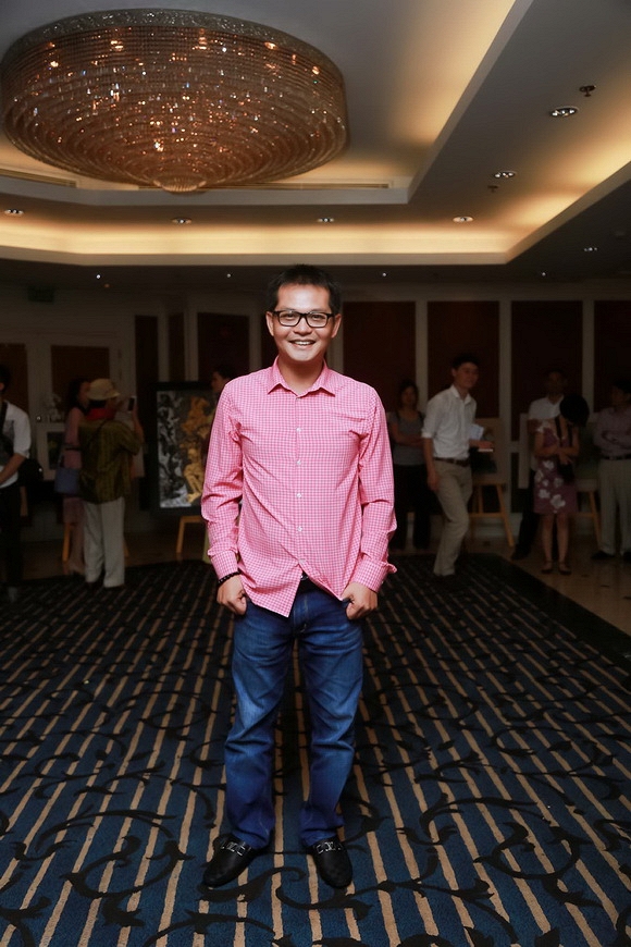 Trung Hiếu đi ủng hộ Lương Giang 4