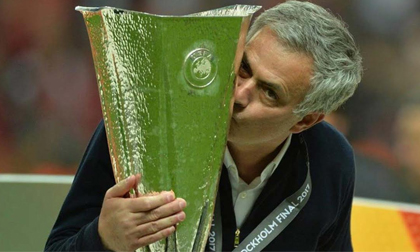 MU và Mourinho ngạo nghễ: Chào C1, chúng tôi đã trở lại!