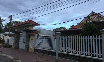 Ngôi làng miền Tây cứ 10 nhà thì 8 nhà cho con lấy chồng nước ngoài