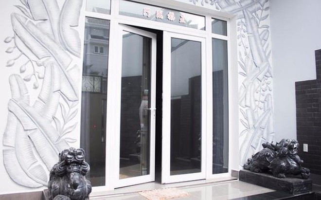 Từng thay 30 chiếc xe hơi, Kim Tử Long thực sự giàu cỡ nào? - 3