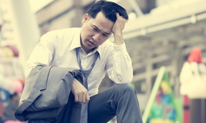 Tháng nào cũng đưa vợ 5 triệu đều như vắt chanh, vậy mà khi mẹ tôi bị tai nạn cần tiền, 100 triệu cô ấy cũng không có