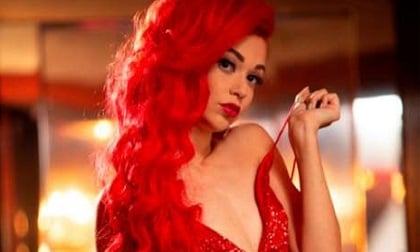 Nữ vũ công chết trong tình trạng lõa thể ở nhà đại gia
