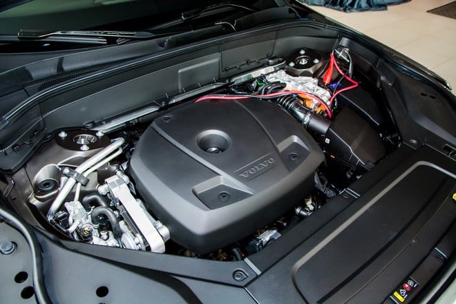 ‘Trùm cuối’ Volvo XC90 T8 chào Việt Nam: Mạnh nhất phân khúc, giá gần 4,6 tỷ đồng