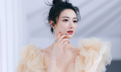 'Nữ hoàng livestream' Vi Á - người vừa bị phạt 4.800 tỷ vì trốn thuế giàu cỡ nào?