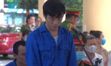 Cầm súng nhựa cướp ngân hàng để 'chứng minh năng lực tài chính', thanh niên lĩnh án 20 năm tù