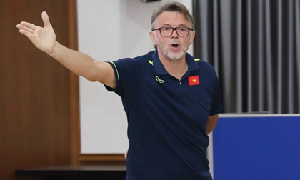 HLV Troussier: 'Tôi muốn đưa đội tuyển Việt Nam hướng đến đẳng cấp châu Á'