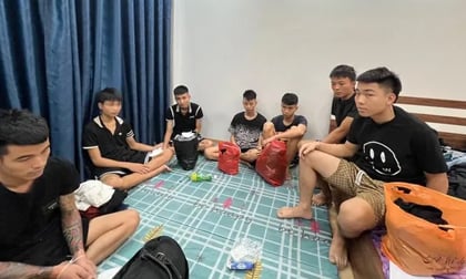 Giả danh nhân viên y tế lừa đảo khám bệnh định kỳ, cấp thuốc miễn phí