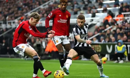 Thi đấu bạc nhược, MU trắng tay trước Newcastle