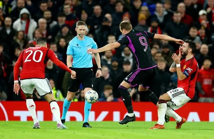 Harry Kane và các mũi nhọn Bayern Munich tung hoành như chỗ không người