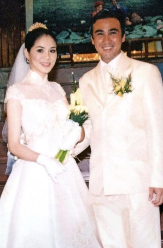 MC Quyền Linh kỷ niệm 20 năm ngày cưới bên bà xã Dạ Thảo, xúc động gửi lời nhắn ngọt ngào 2.jpg 1 MC Quyền Linh kỷ niệm 20 năm ngày cưới bên bà xã Dạ Thảo, xúc động gửi lời nhắn ngọt ngào 2.jpg 1